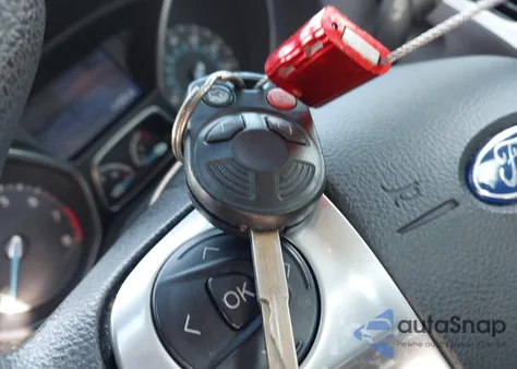 2014 Ford Focus Se from USA, damaged, VIN 1FADP3F21EL448587